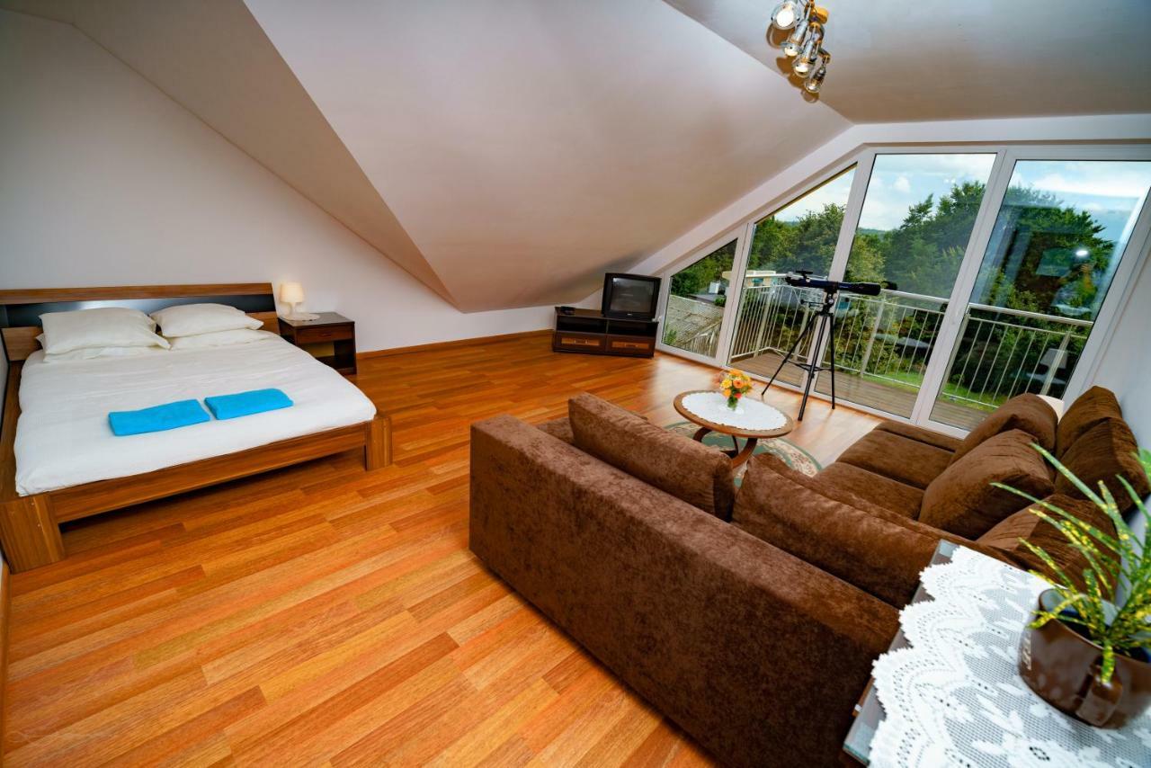 Isaan Ostrzyce Guest House מראה חיצוני תמונה